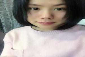 <span>美女县长策马奔腾</span>  